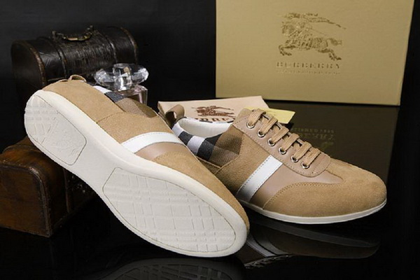 Burberry Fashion Men Sneakers--053